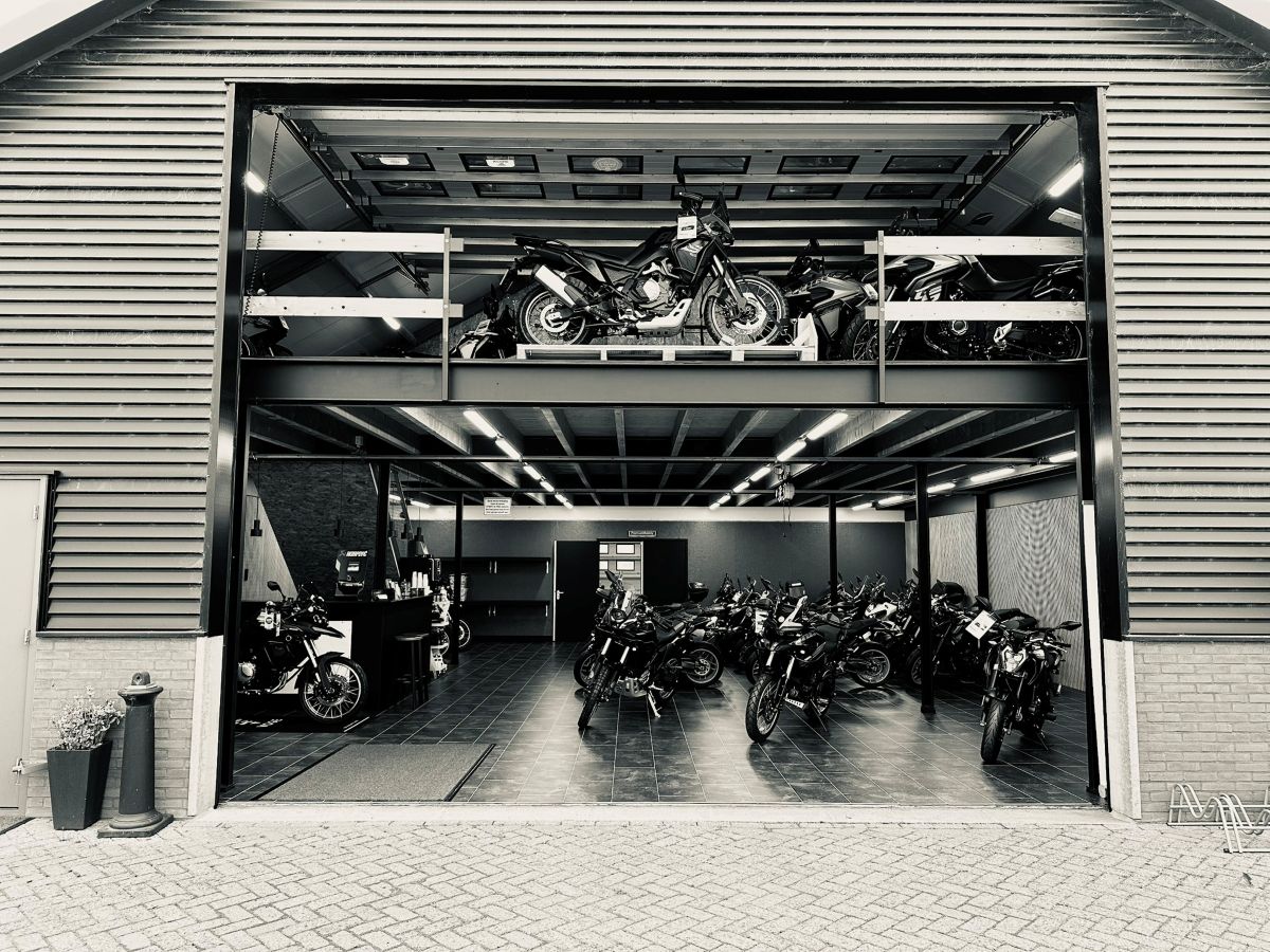 Premium Mobility garage Premium Mobility garage